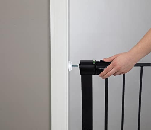 Safety 1st Easy Install 28'' Walk Thru Gate, Fits Between 29'' and 38'', Black, 1-Pack,(GA105CBLK) - Image 4