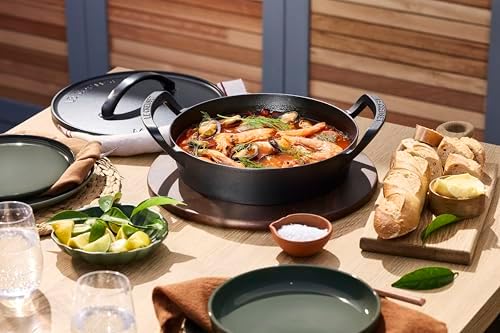 Le Creuset Enameled Cast Iron Round Utility Pan, 3.5 qt. - Image 6