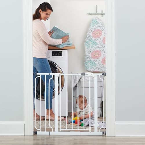 Regalo Safety 29"-38.5" Easy Step Baby Gate, Bottom of Stairs & Doorways - Image 5