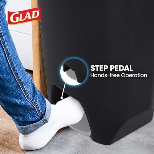 Glad Trash Can with Clorox Odor Protection | Plastic Bin, 20 Gal, Black - Image 4