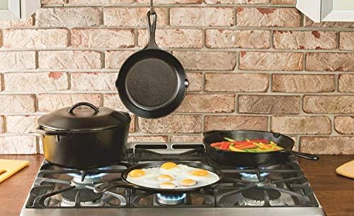 Lodge BOLD Pre-Seasoned Cast Iron Dutch Oven with Lid, 7 Quart - Image 6