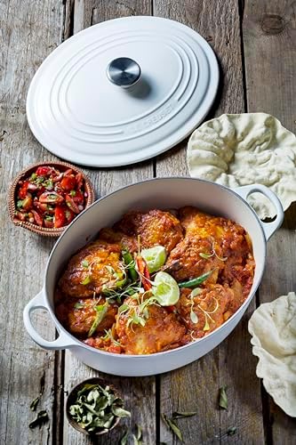 Le Creuset Enameled Cast Iron Oval Dutch Oven, 2.75 qt., White - Image 5